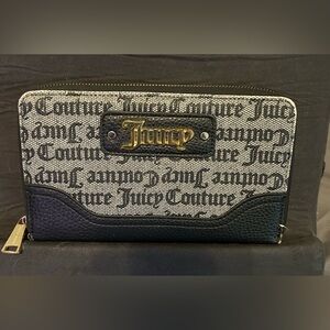 Juicy Couture Black and White Wallet - Large and in Good Condition!!